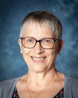 Eve-Lynn Swan
